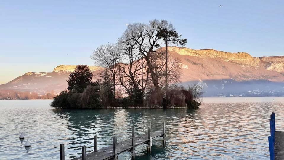 Appart Cosy Proche Du Lac Avec Terrasse Άννεσι Εξωτερικό φωτογραφία